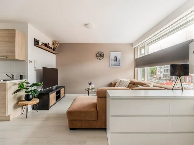Wijkerstraatweg 180B, VELSEN-NOORD