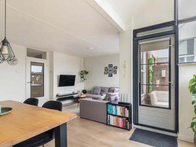 Jacob van Deventerstraat 57, BEVERWIJK