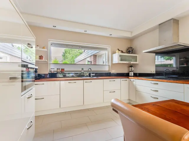 Doornenburg 42, HEEMSKERK