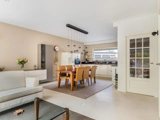 Doornenburg 42, HEEMSKERK