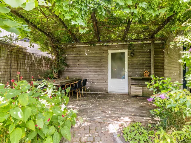 Hemelboog Binnen 37, HEERHUGOWAARD