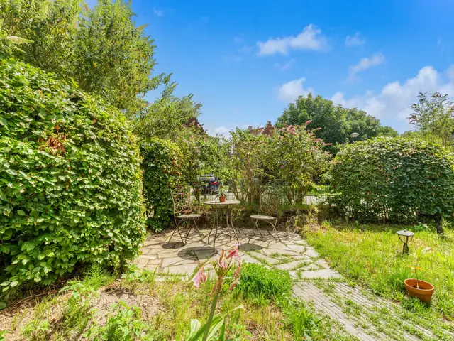 Hemelboog Binnen 37, HEERHUGOWAARD