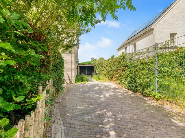 Hemelboog Binnen 37, HEERHUGOWAARD