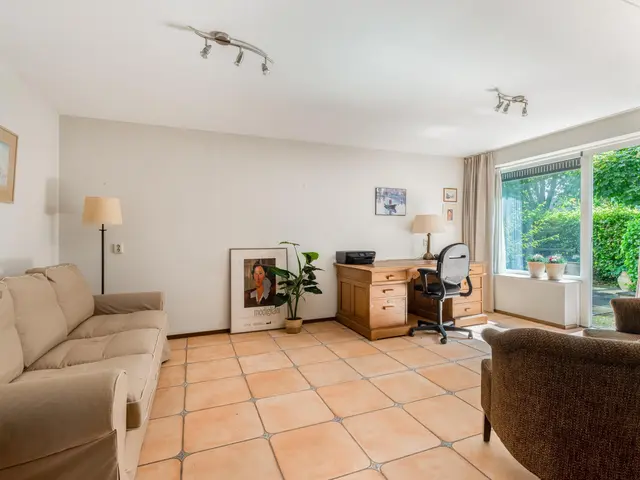 Wethouder Tomsonbos 48, HEILOO