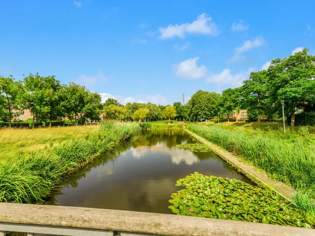 Wethouder Tomsonbos 48, HEILOO