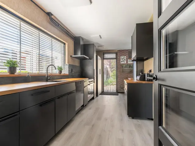 Karshoffstraat 10, HEEMSKERK