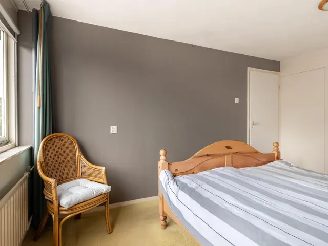 Westergeest 105, UITGEEST