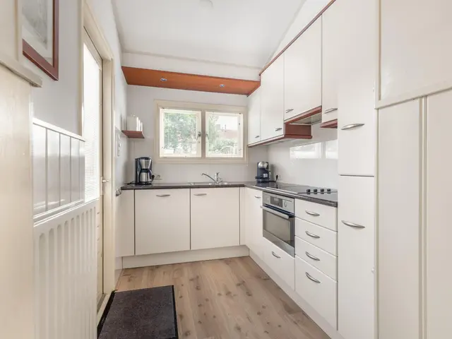 Westergeest 105, UITGEEST