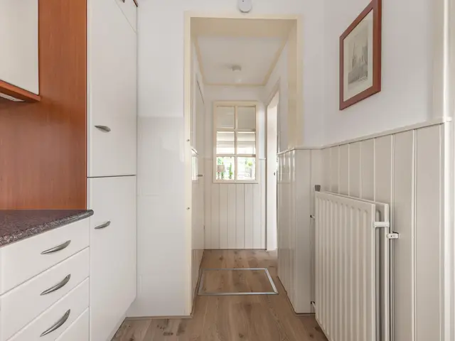 Westergeest 105, UITGEEST
