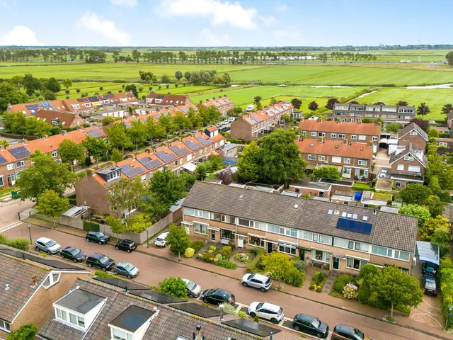 Westergeest 105, UITGEEST