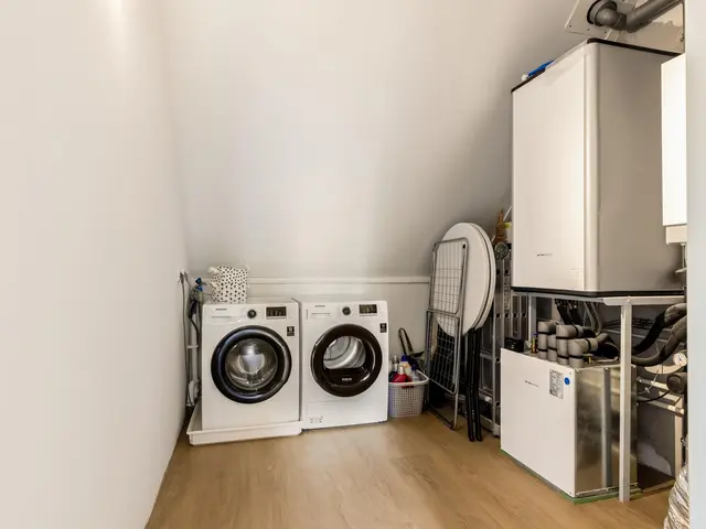 Weegbree 22, HEILOO