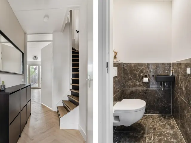 Weegbree 22, HEILOO