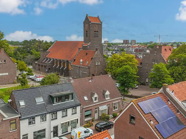 Arendsweg 63, BEVERWIJK