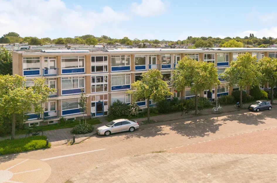 Admiraal de Ruyterlaan 11