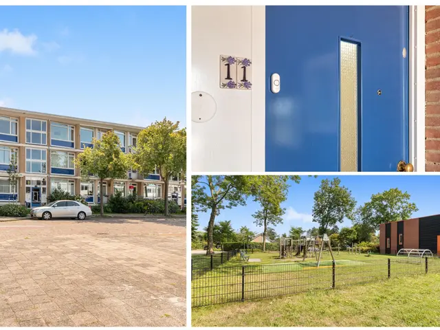 Admiraal de Ruyterlaan 11, CASTRICUM