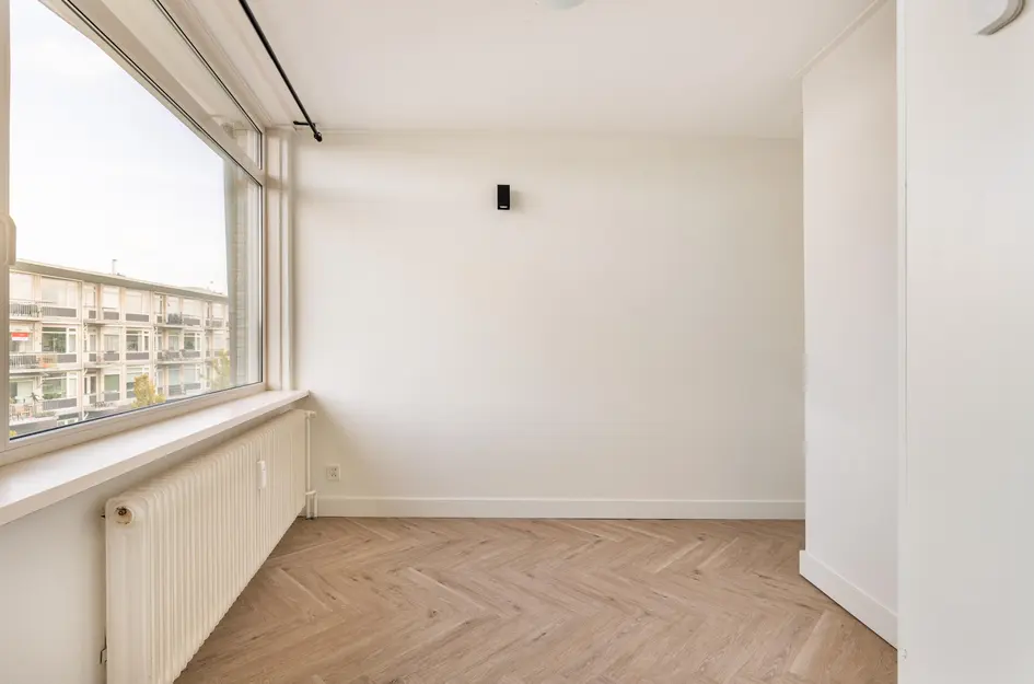 Admiraal de Ruyterlaan 11