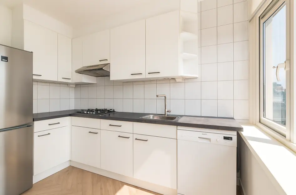Admiraal de Ruyterlaan 11