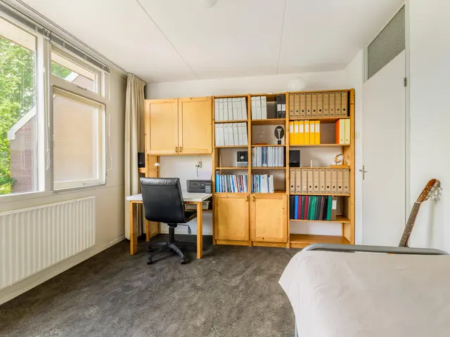 Paltrokstraat 11, UITGEEST