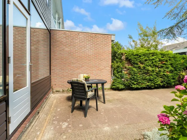 Paltrokstraat 11, UITGEEST