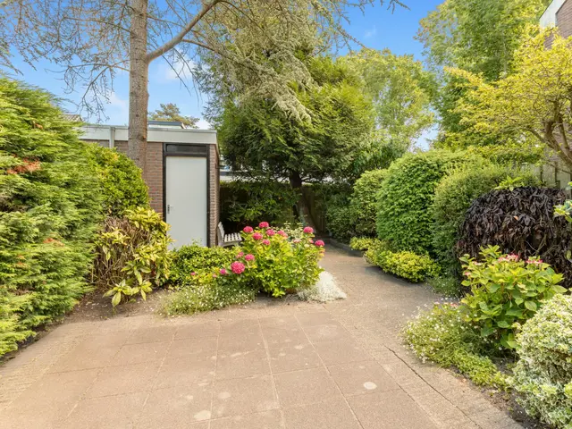 Paltrokstraat 11, UITGEEST