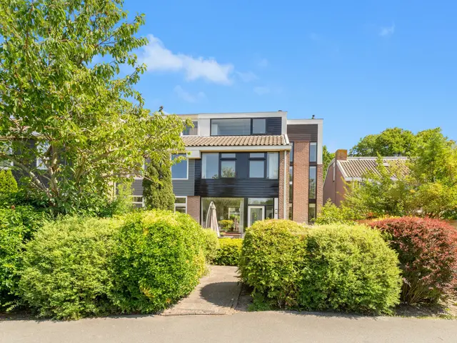 Paltrokstraat 11, UITGEEST