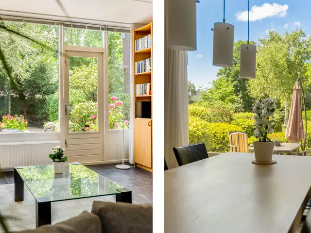 Paltrokstraat 11, UITGEEST