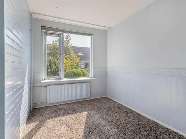 De Cnollenbijter 12, UITGEEST