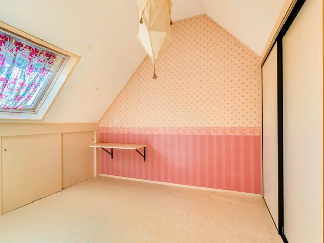 De Cnollenbijter 12, UITGEEST