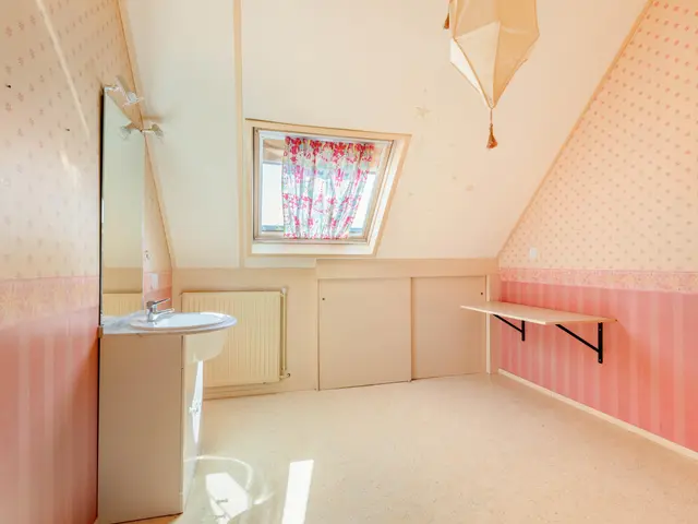 De Cnollenbijter 12, UITGEEST