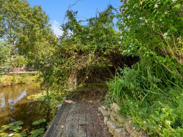 De Cnollenbijter 12, UITGEEST