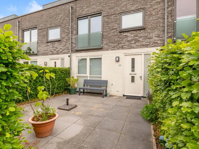 De Houtwal 20a, HEILOO