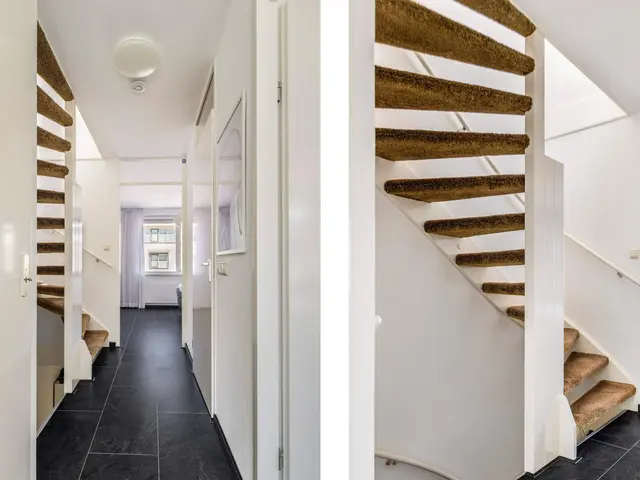 Neckarstraat 10, BEVERWIJK