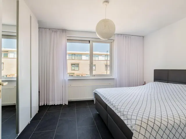 Neckarstraat 10, BEVERWIJK