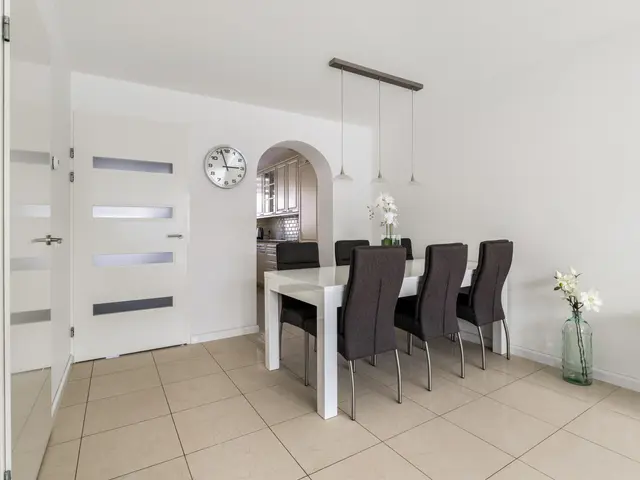 Neckarstraat 10, BEVERWIJK