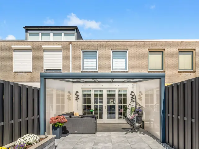 Neckarstraat 10, BEVERWIJK