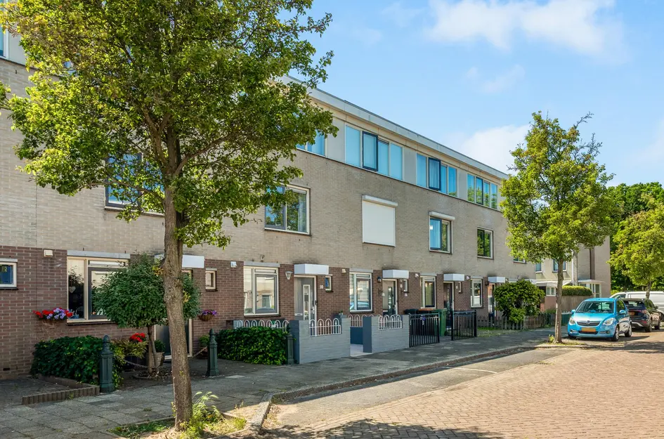 Neckarstraat 10