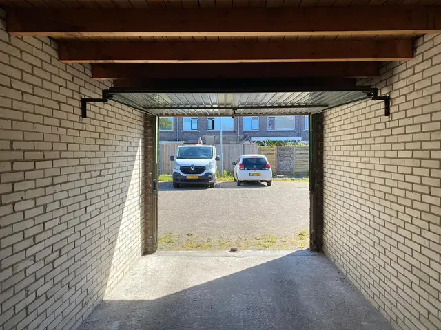 Prof ten Doesschatestraat 17F, HEEMSKERK