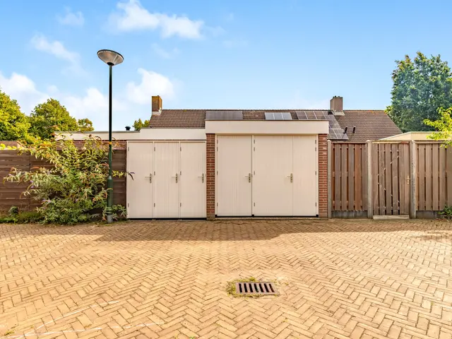 Bosrank 28, HEILOO