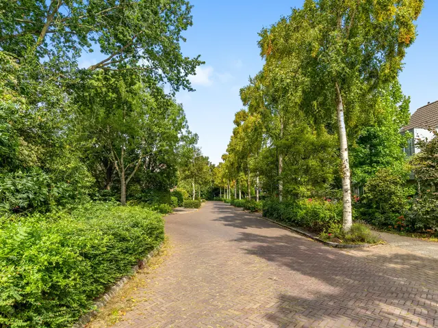 Bosrank 28, HEILOO