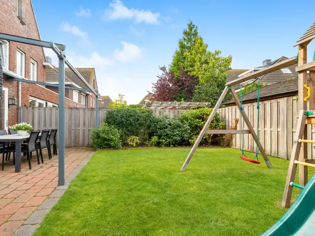 Aan de Kromme Sloot 54, UITGEEST