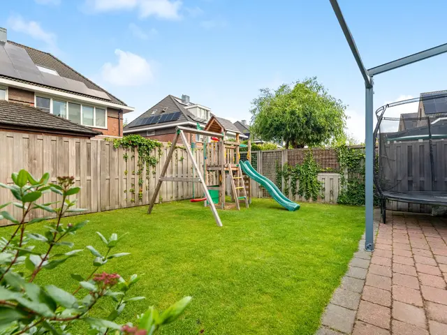 Aan de Kromme Sloot 54, UITGEEST