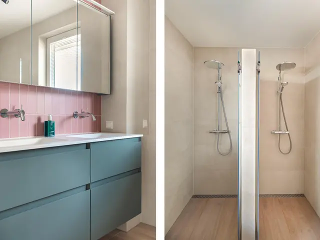 Aan de Kromme Sloot 54, UITGEEST