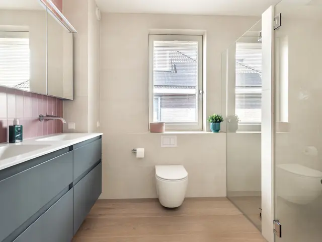 Aan de Kromme Sloot 54, UITGEEST