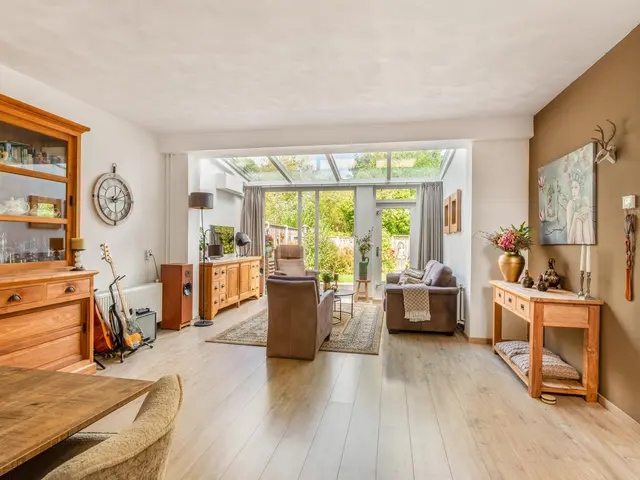 Lindenlaan 107, CASTRICUM