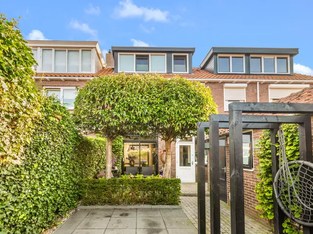 JW van Veenstraat 3, HEEMSKERK