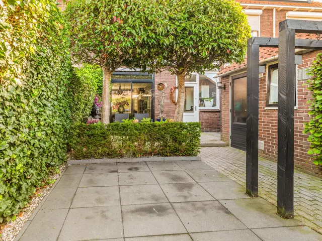 JW van Veenstraat 3, HEEMSKERK