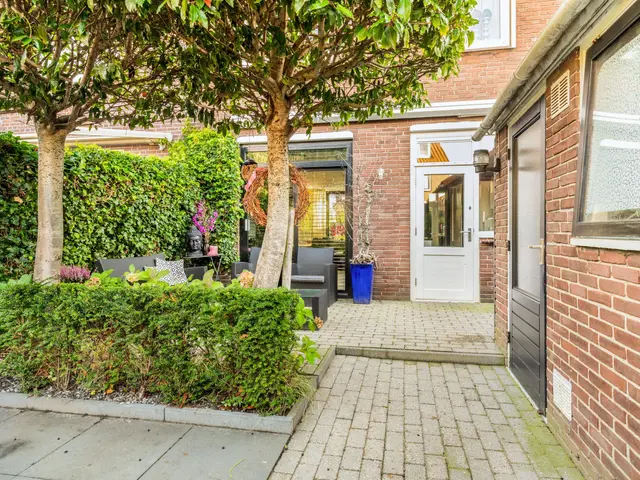 JW van Veenstraat 3, HEEMSKERK