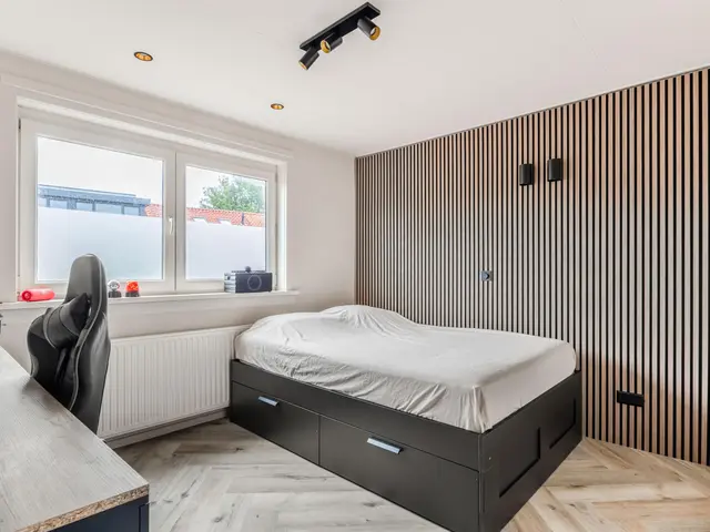 JW van Veenstraat 3, HEEMSKERK