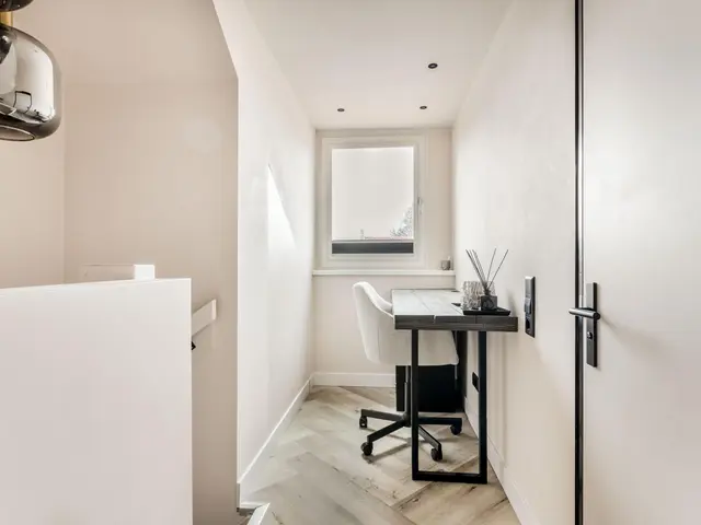 JW van Veenstraat 3, HEEMSKERK