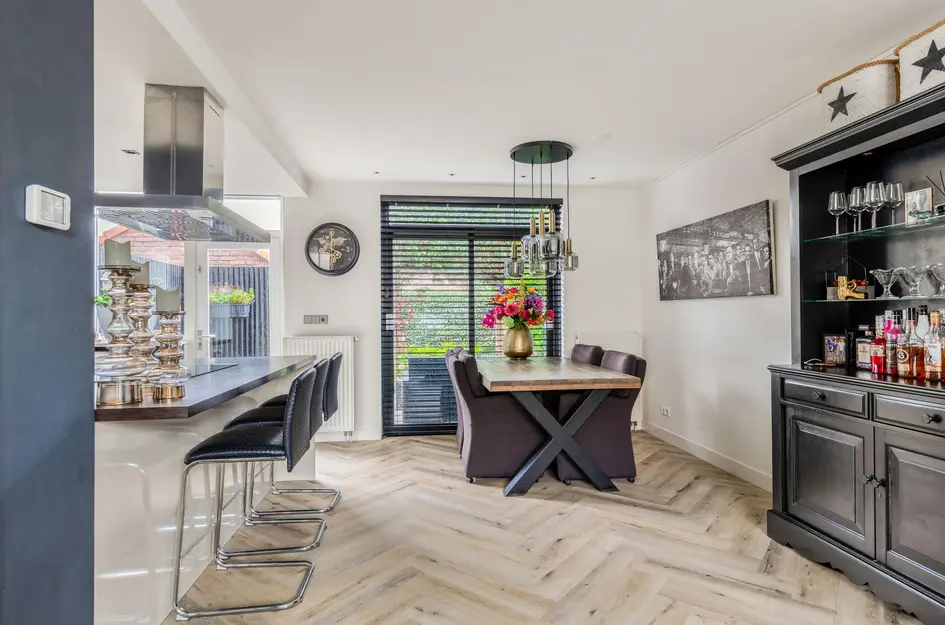 JW van Veenstraat 3